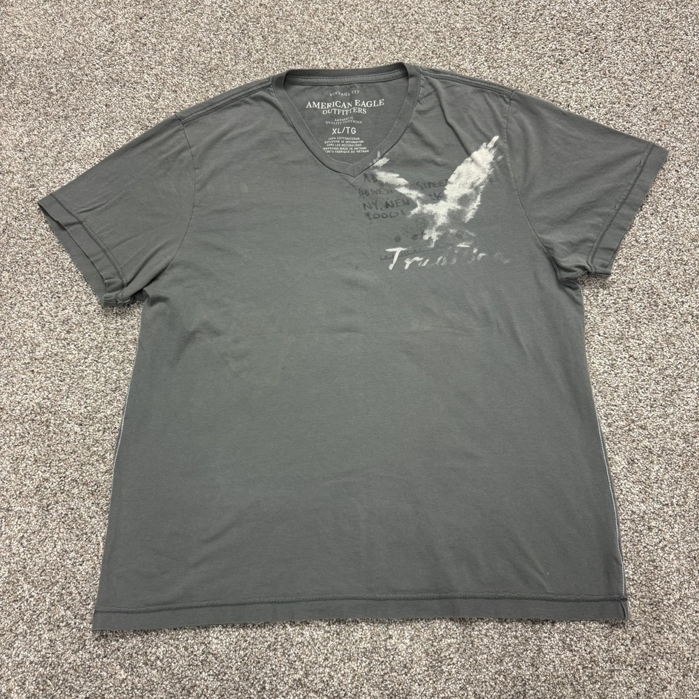Y2K American Eagle Outfitters Shirt Mens XL Gray V-Neck Eagle Tee T-Shirt